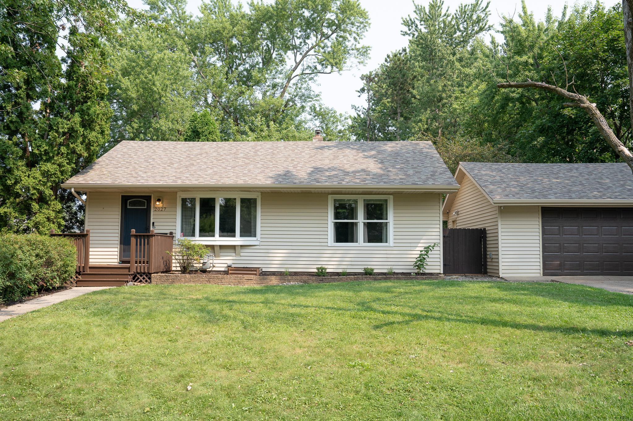 2027 Northwood Drive — photo