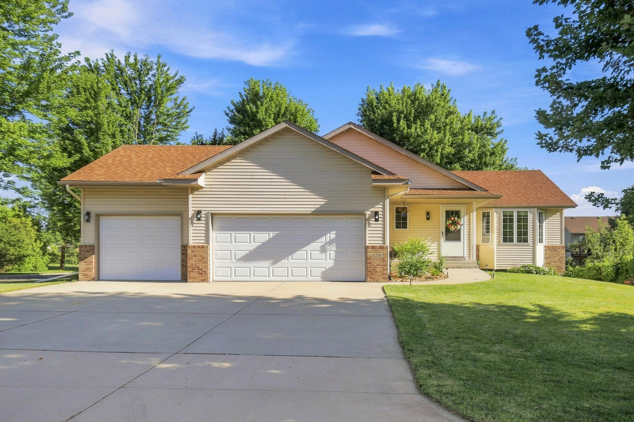 1210 Jadden Lane SE — photo