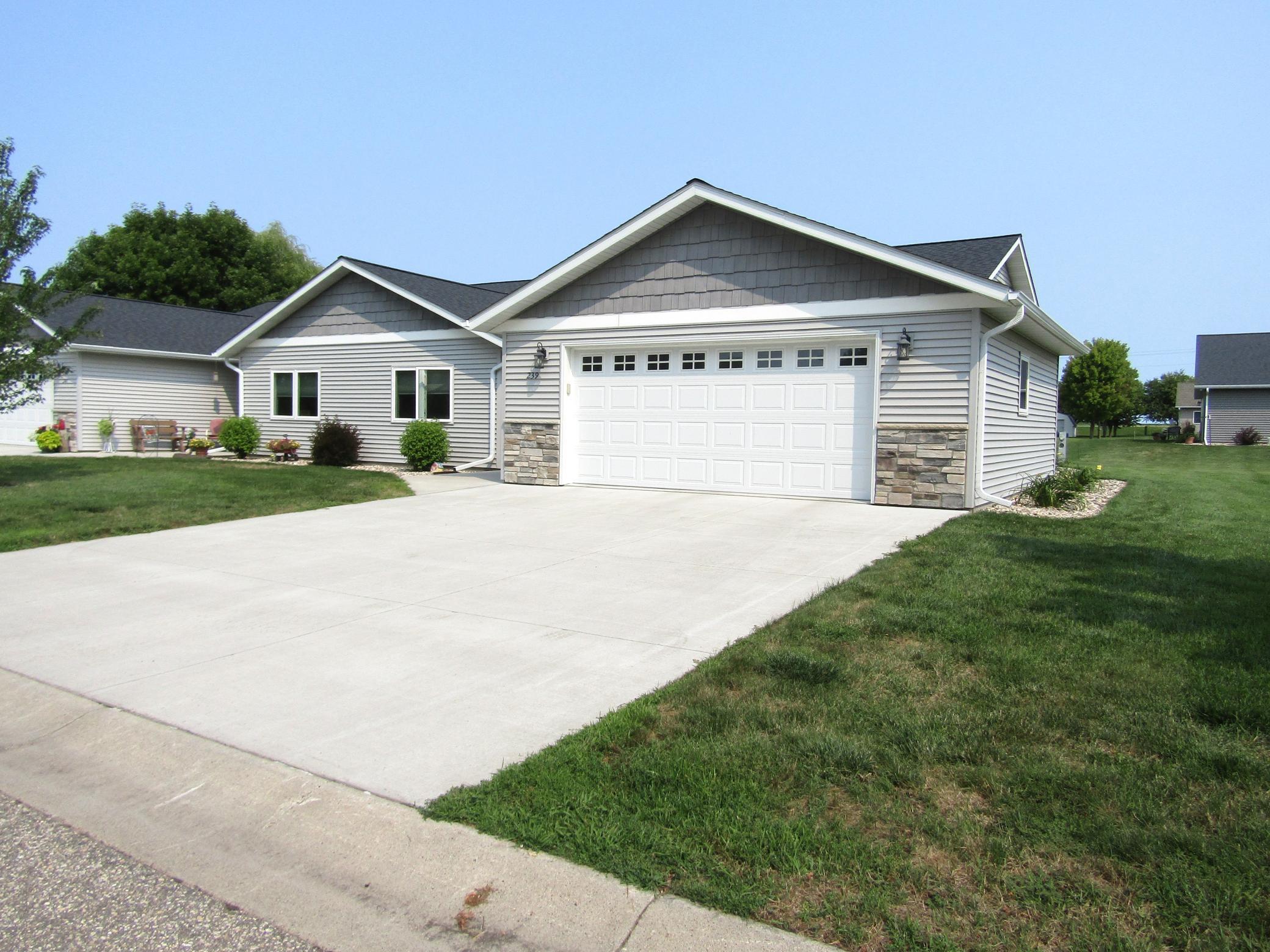 239 Mooney Circle — photo