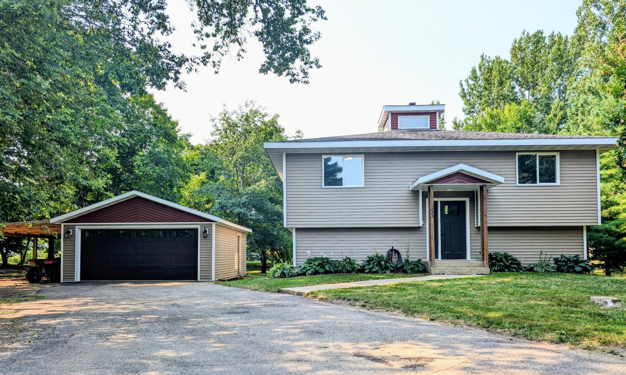 1223 Terrace Court — photo