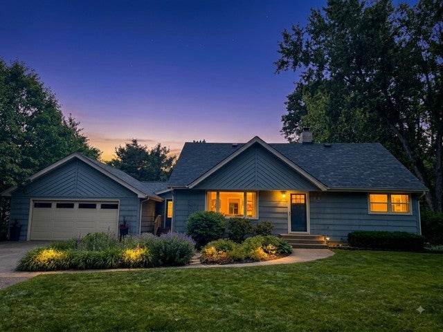 12810 Lone Oak Drive — photo
