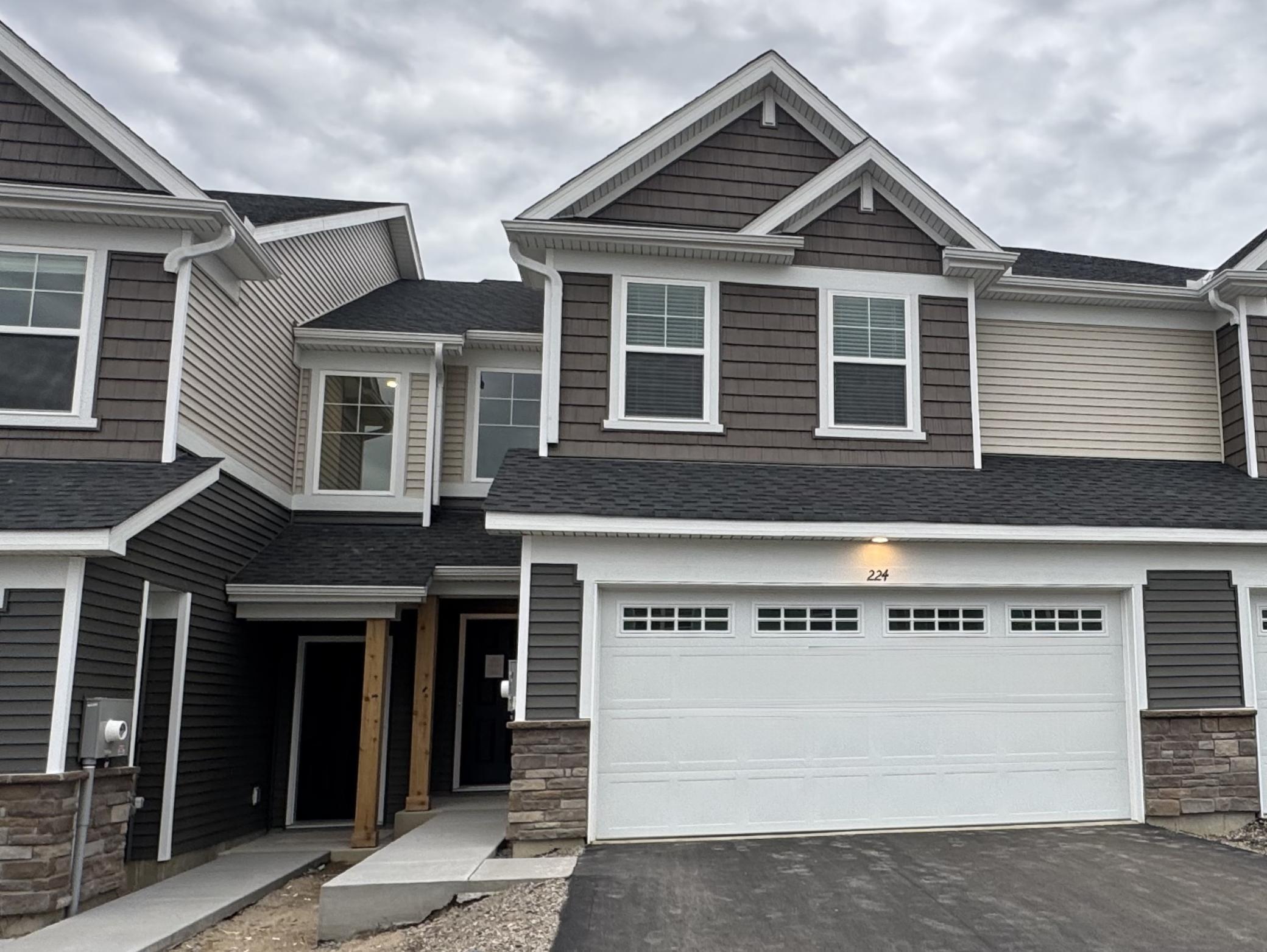 224 Huntington Drive — photo