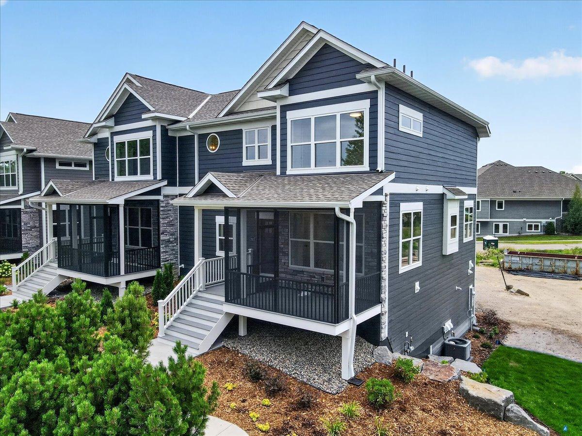 2607 Cascade Lane — photo