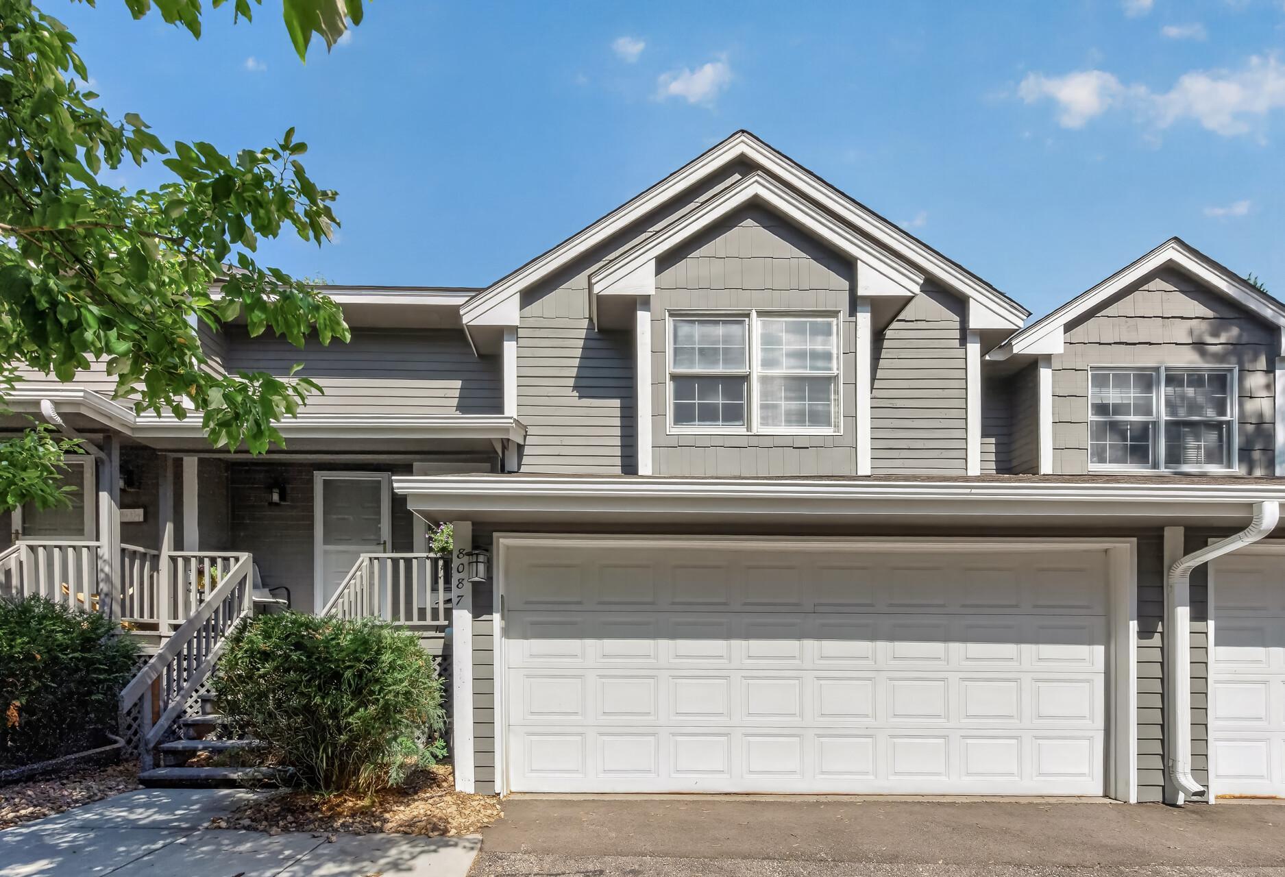 8087 Curtis Lane — photo