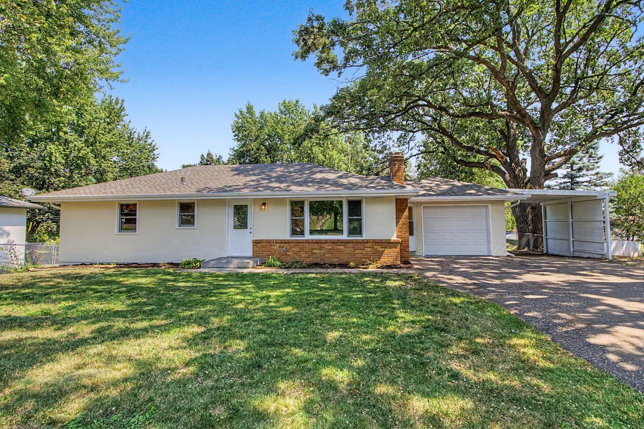 6230 Cahill Avenue — photo
