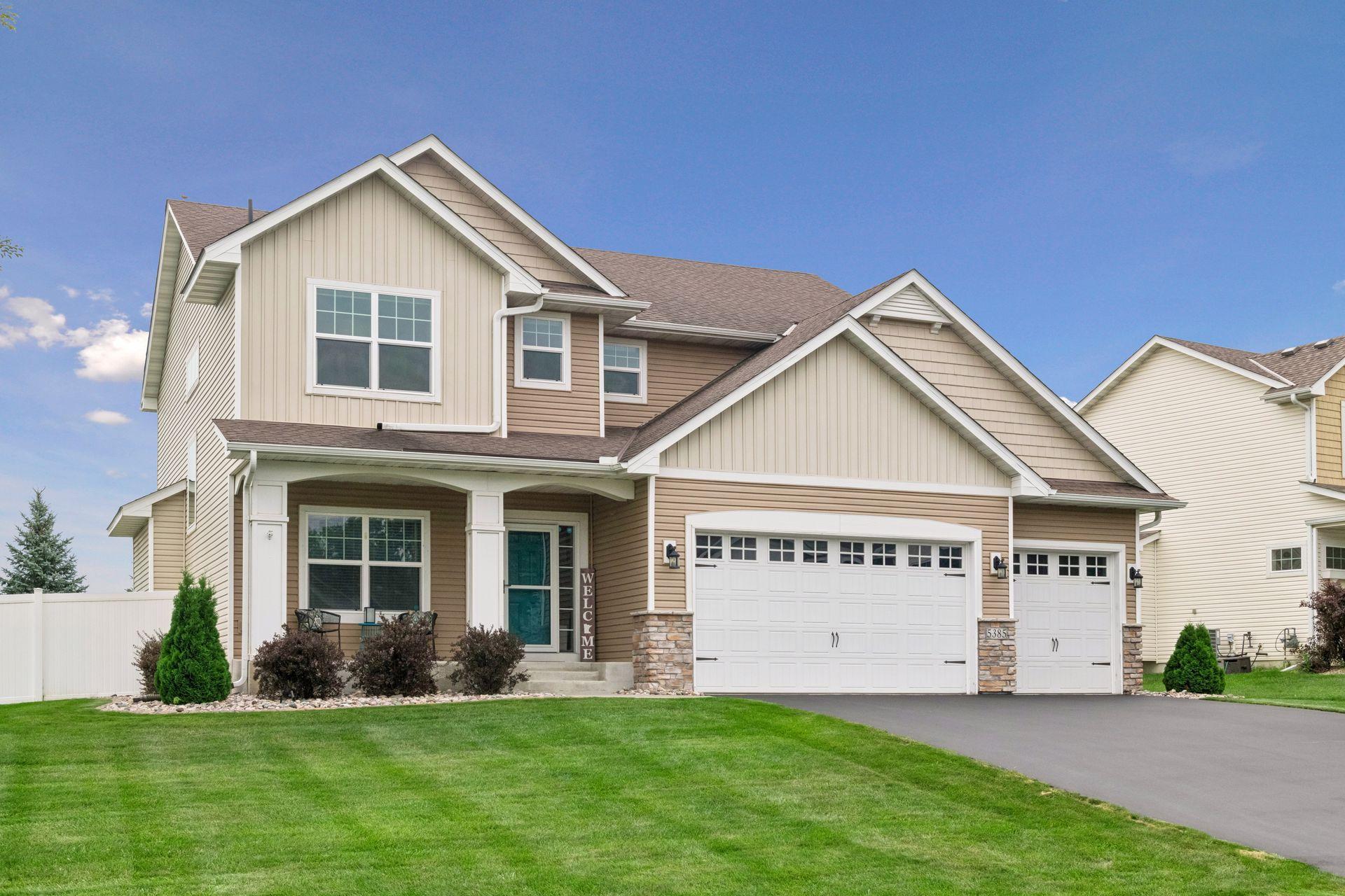 5385 Credit River Road SE — photo