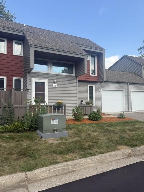3780 Red Robin Lane — photo