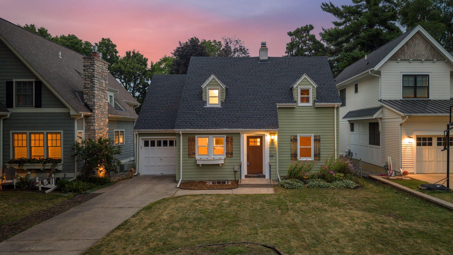 4235 Alden Drive — photo