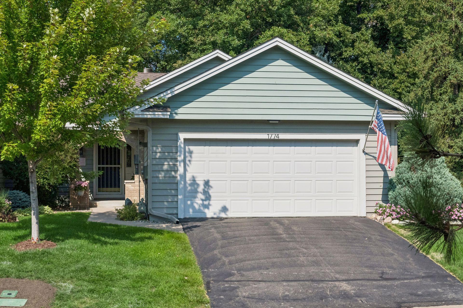 1774 Green Crest Drive — photo