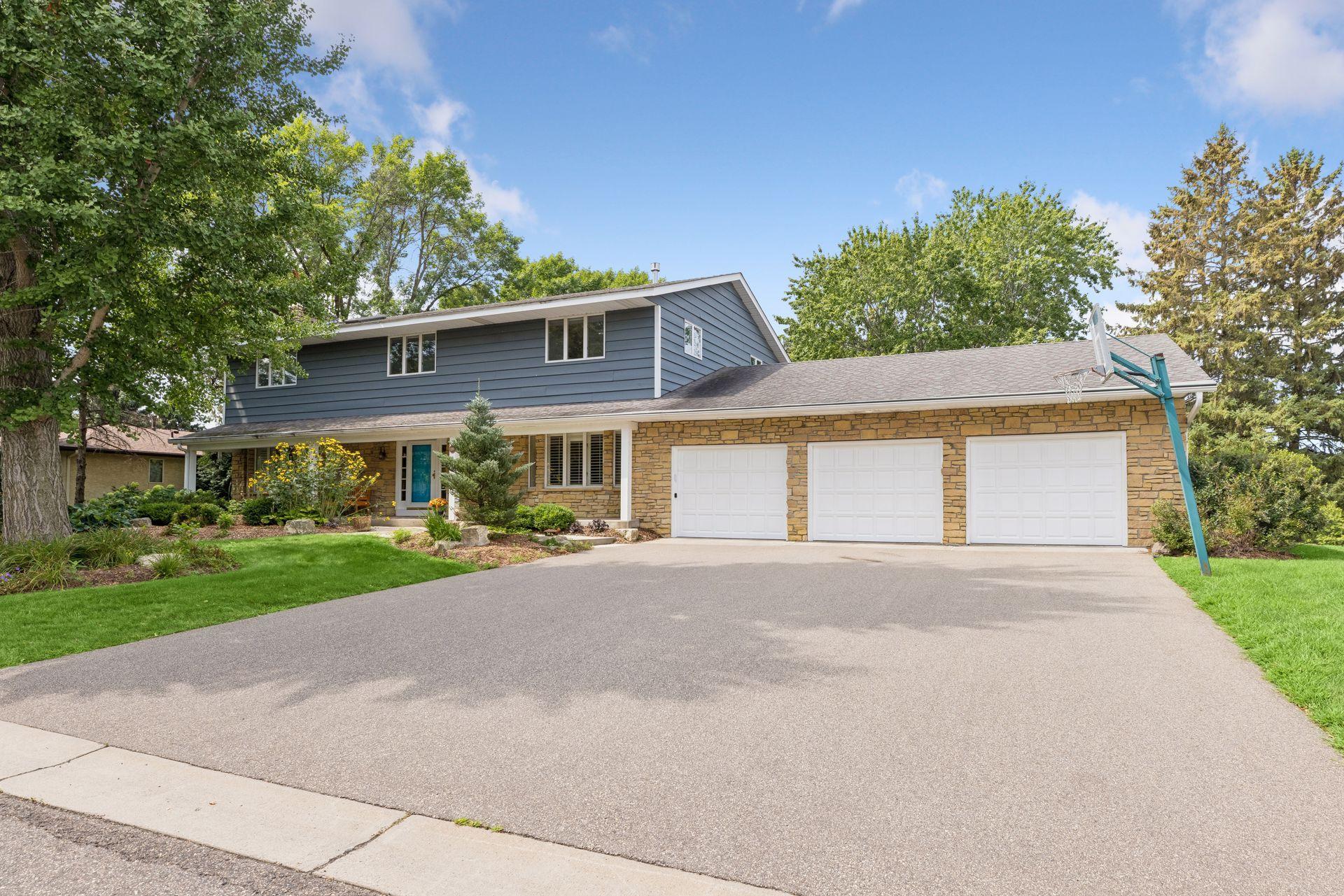 1355 Medora Road — photo