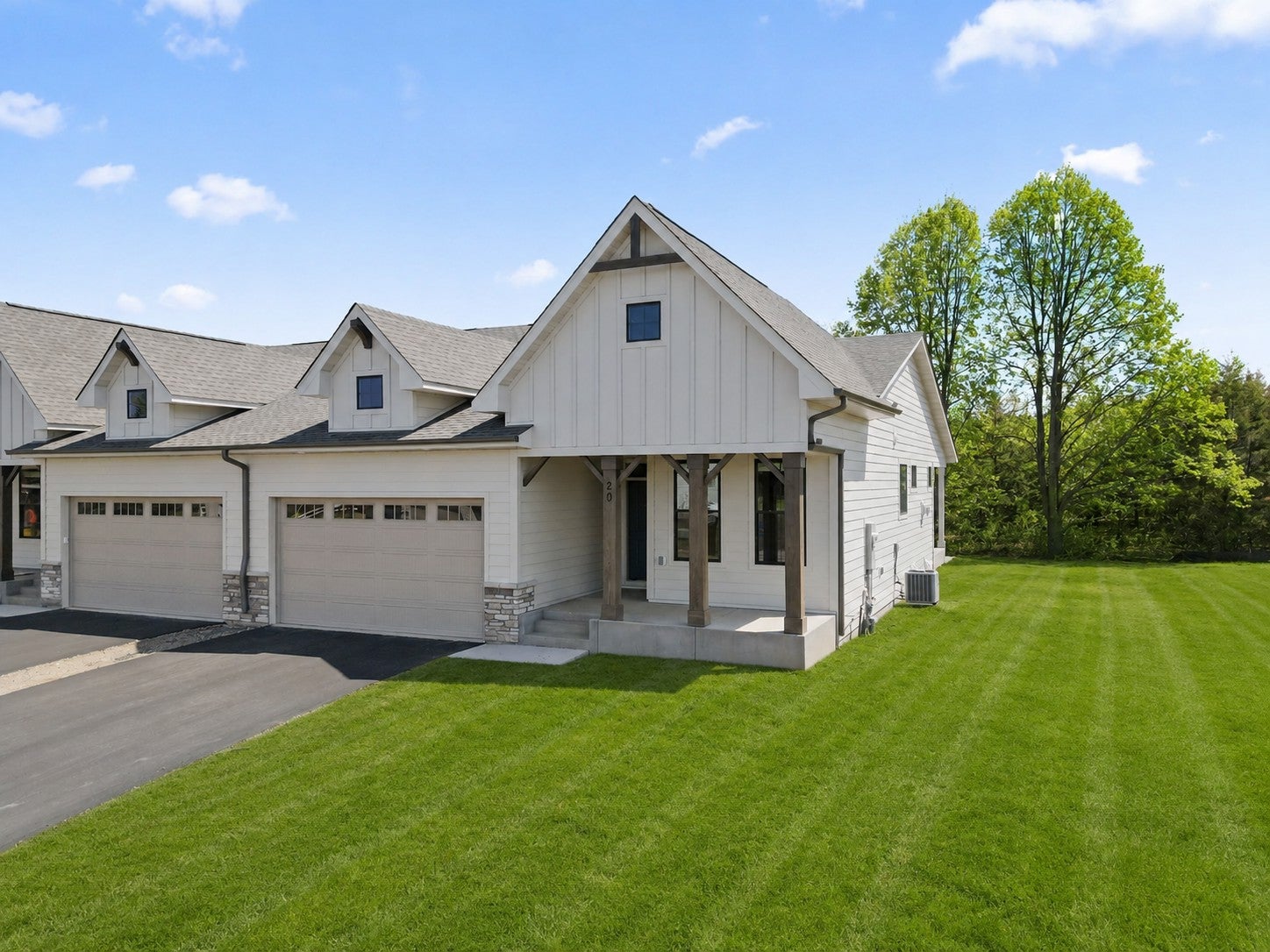 20 Palomino Court — photo