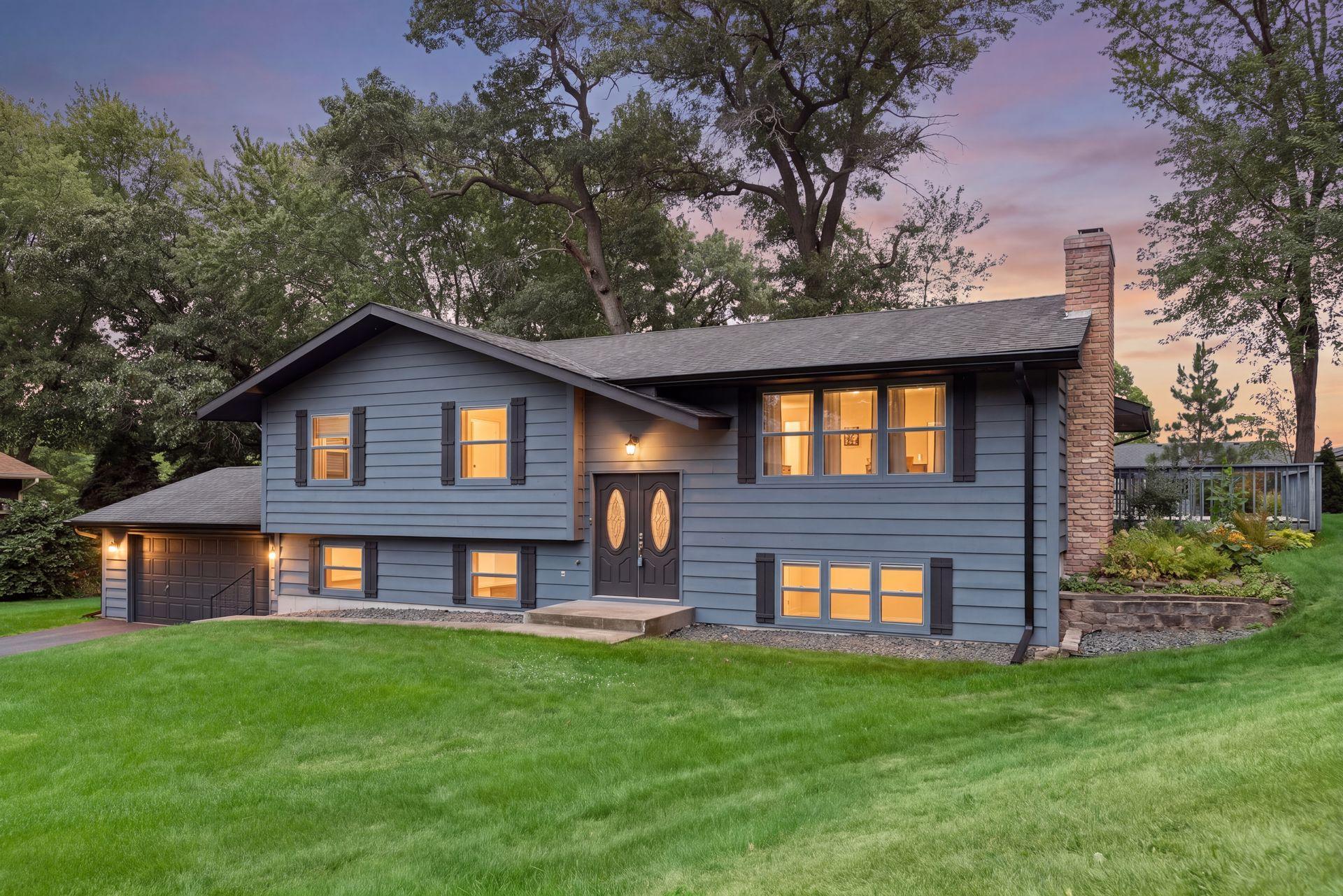 756 Larson Court — photo
