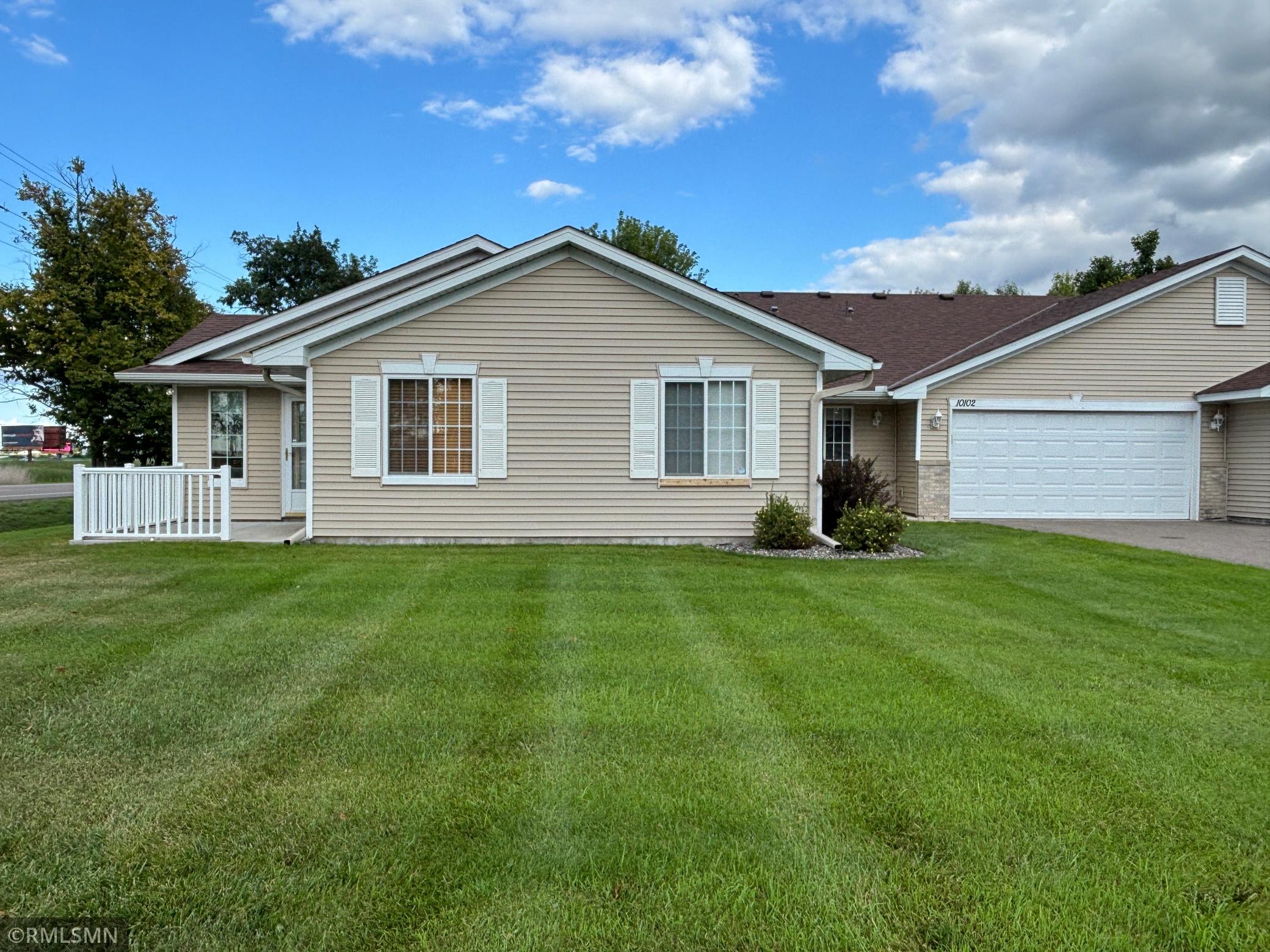 10102 Karston Avenue NE — photo