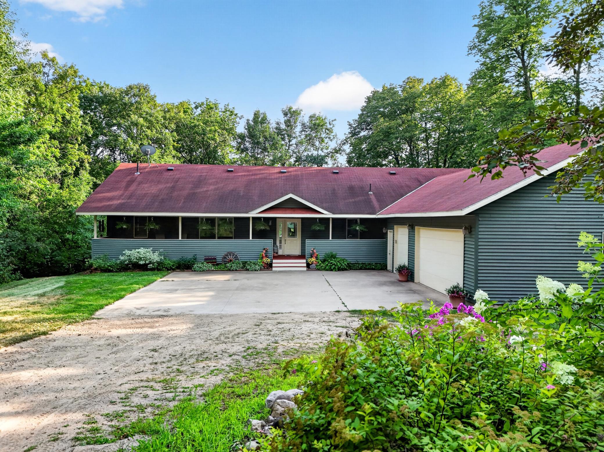 26433 Cole Lake Way — photo