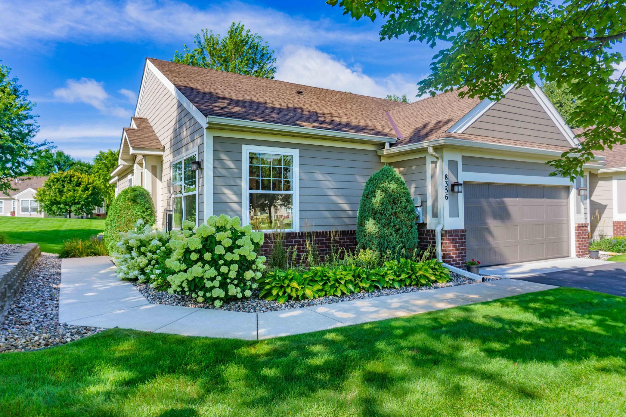 8356 Crabapple Court — photo