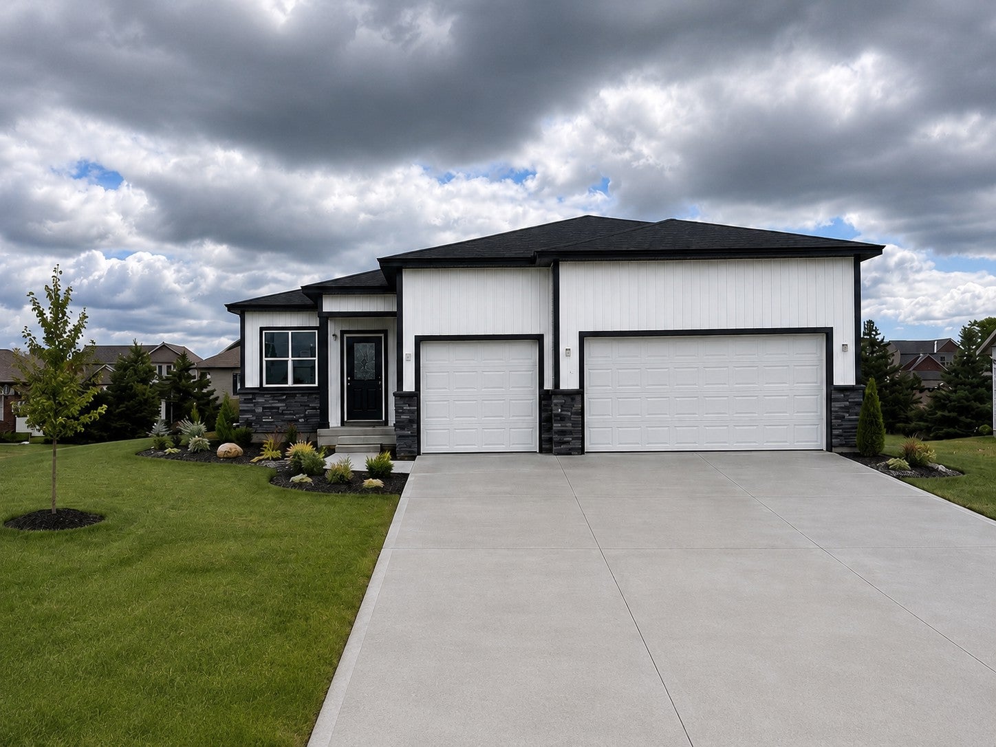 4986 Chalet Court — photo
