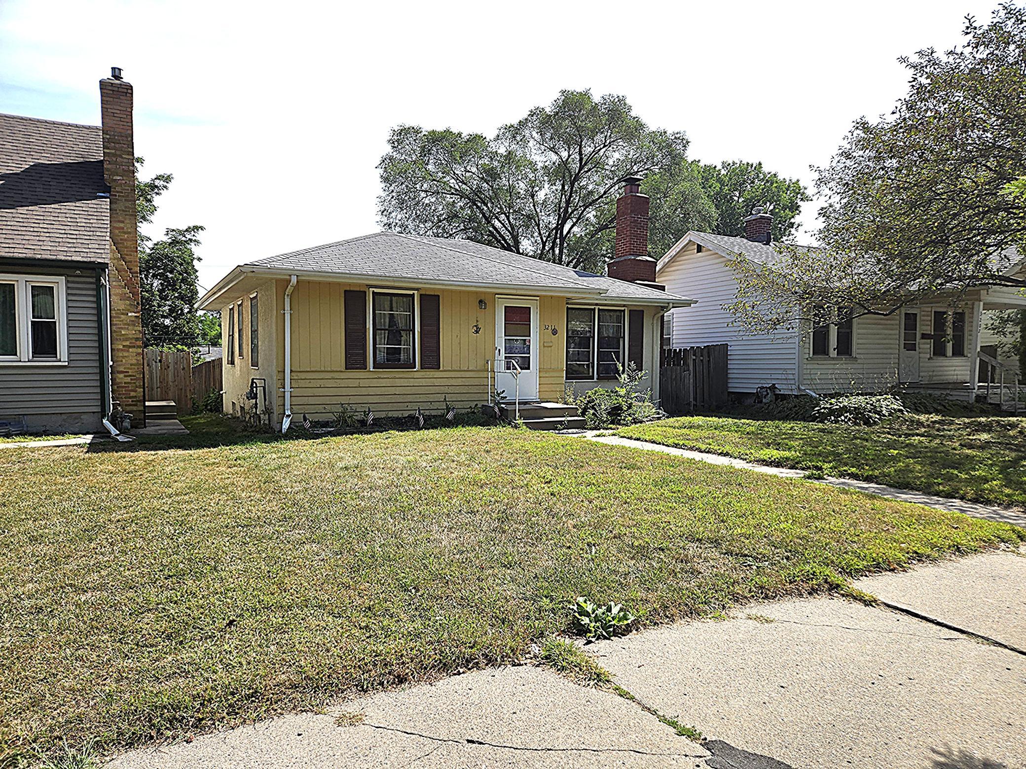 3211 Johnson Street NE — photo