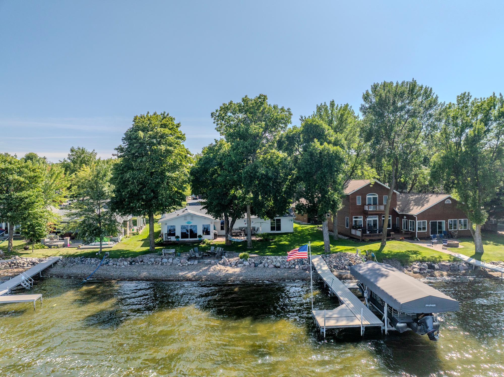 436 Shorewood Drive — photo