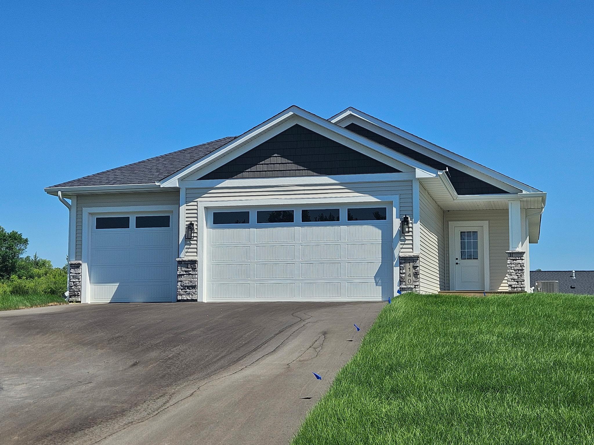 1140 Summit Cove — photo
