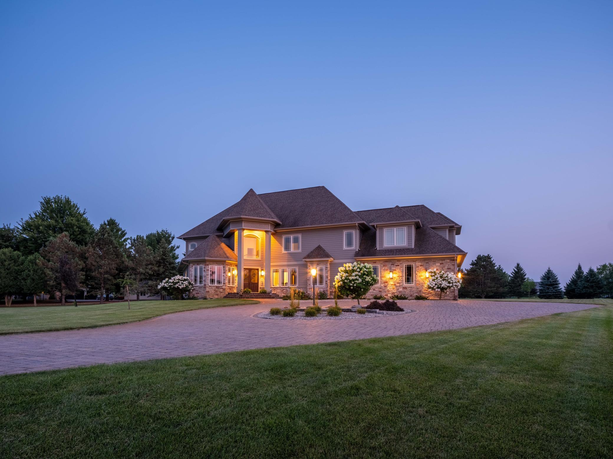 2683 Headland Court SW — photo