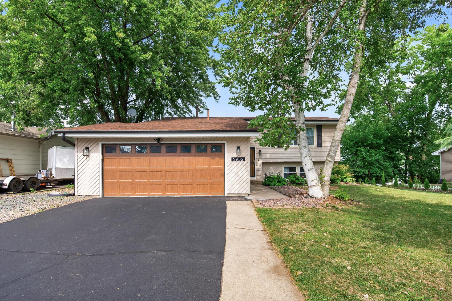 2952 Center Road SW — photo