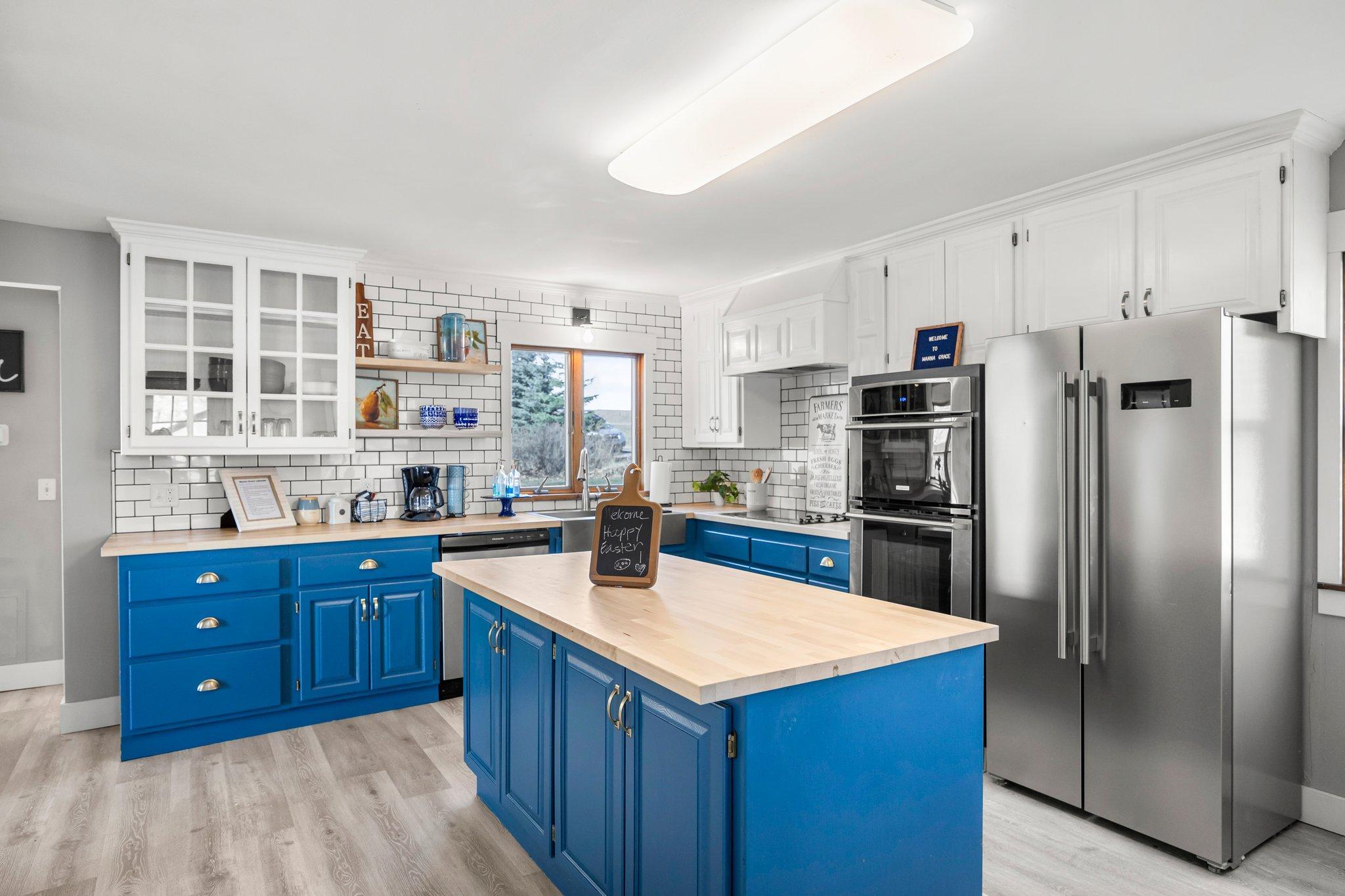 10006 Lakeside Drive — photo