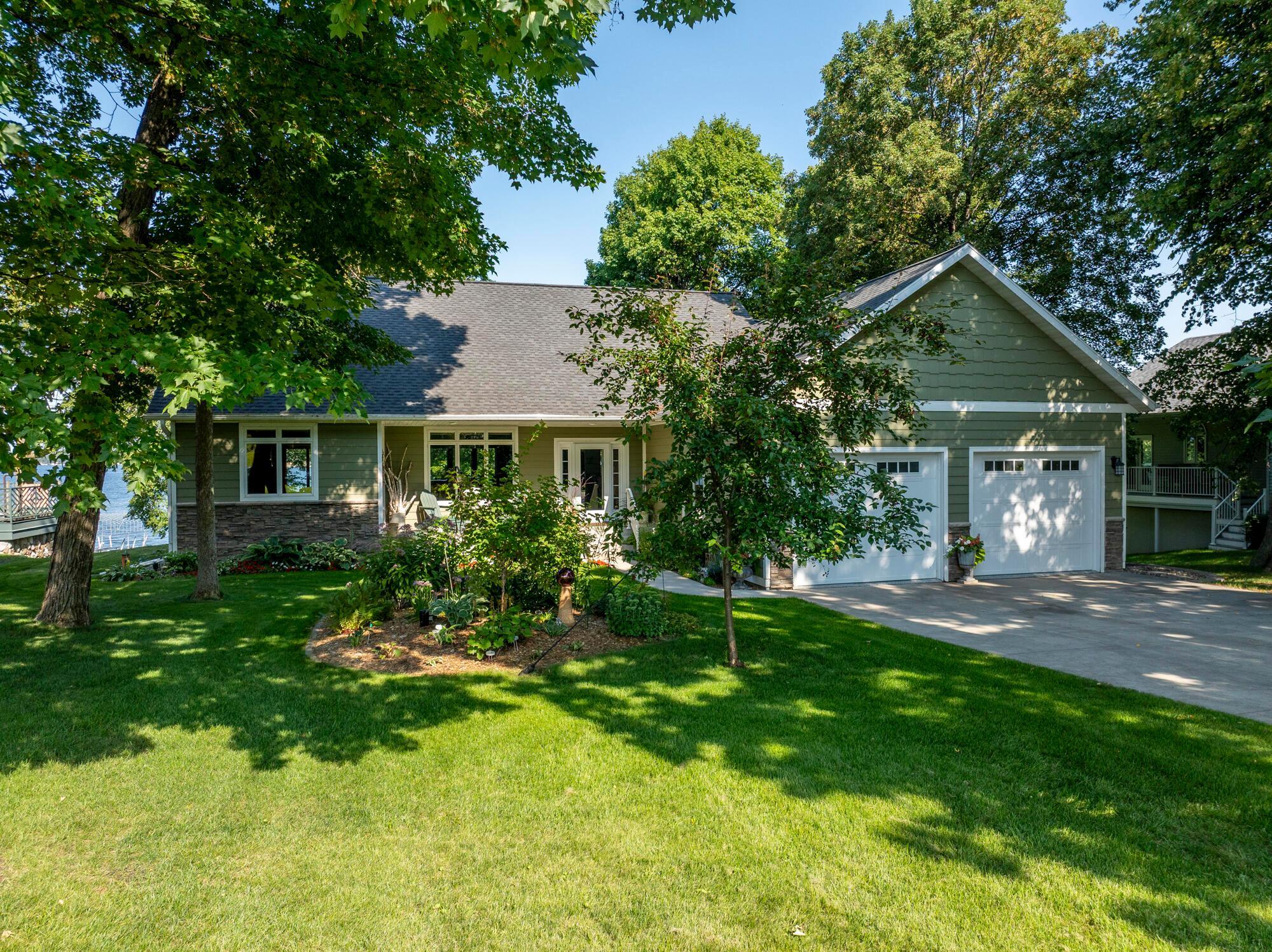 50201 Fish Lake Way — photo