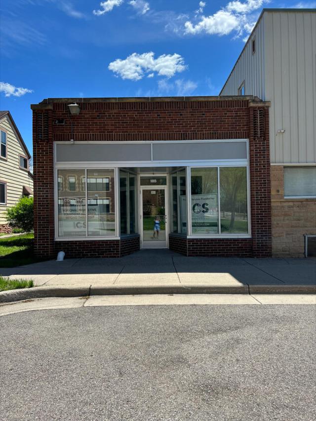 1005 N Broad Street — photo