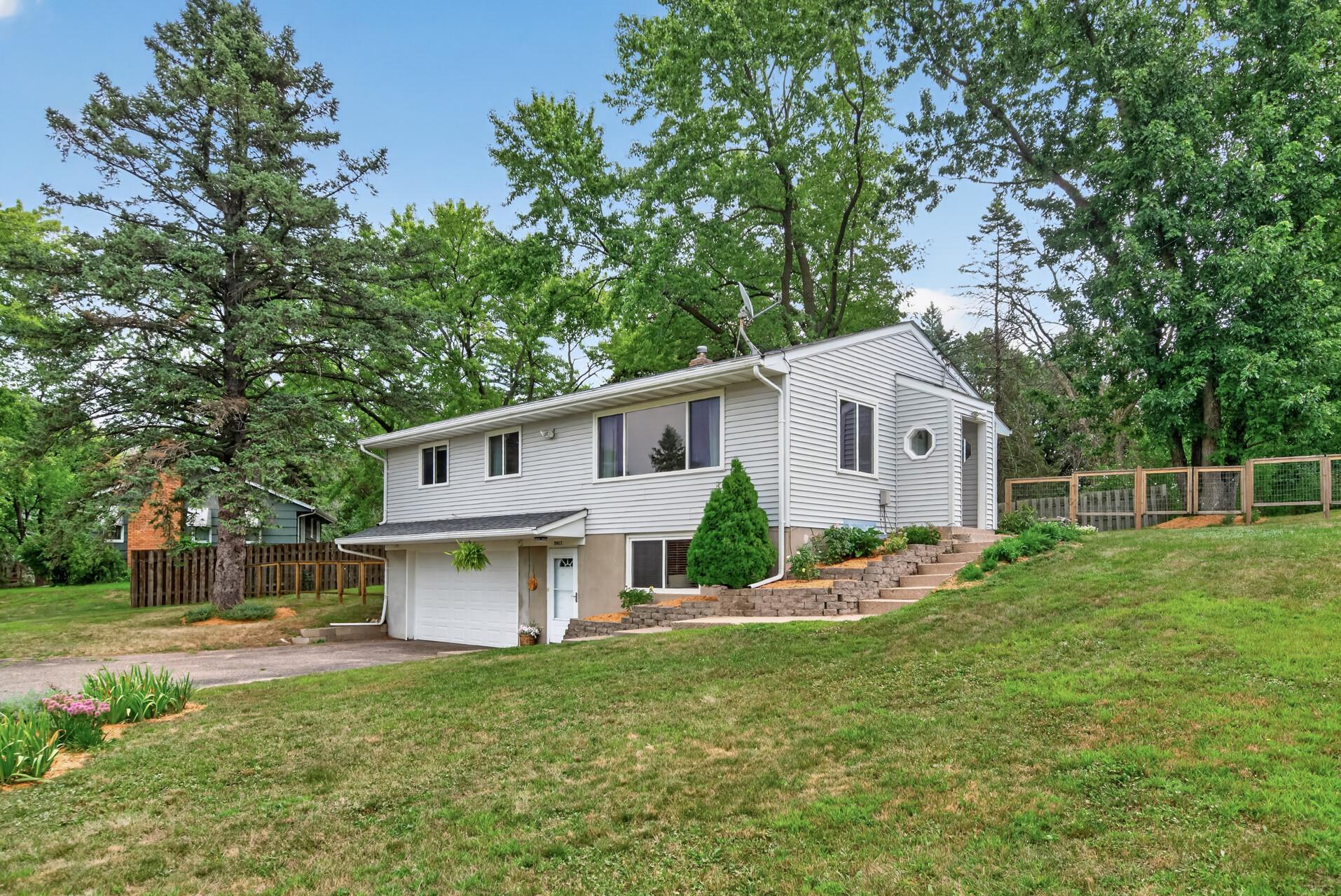 5411 Baker Road — photo