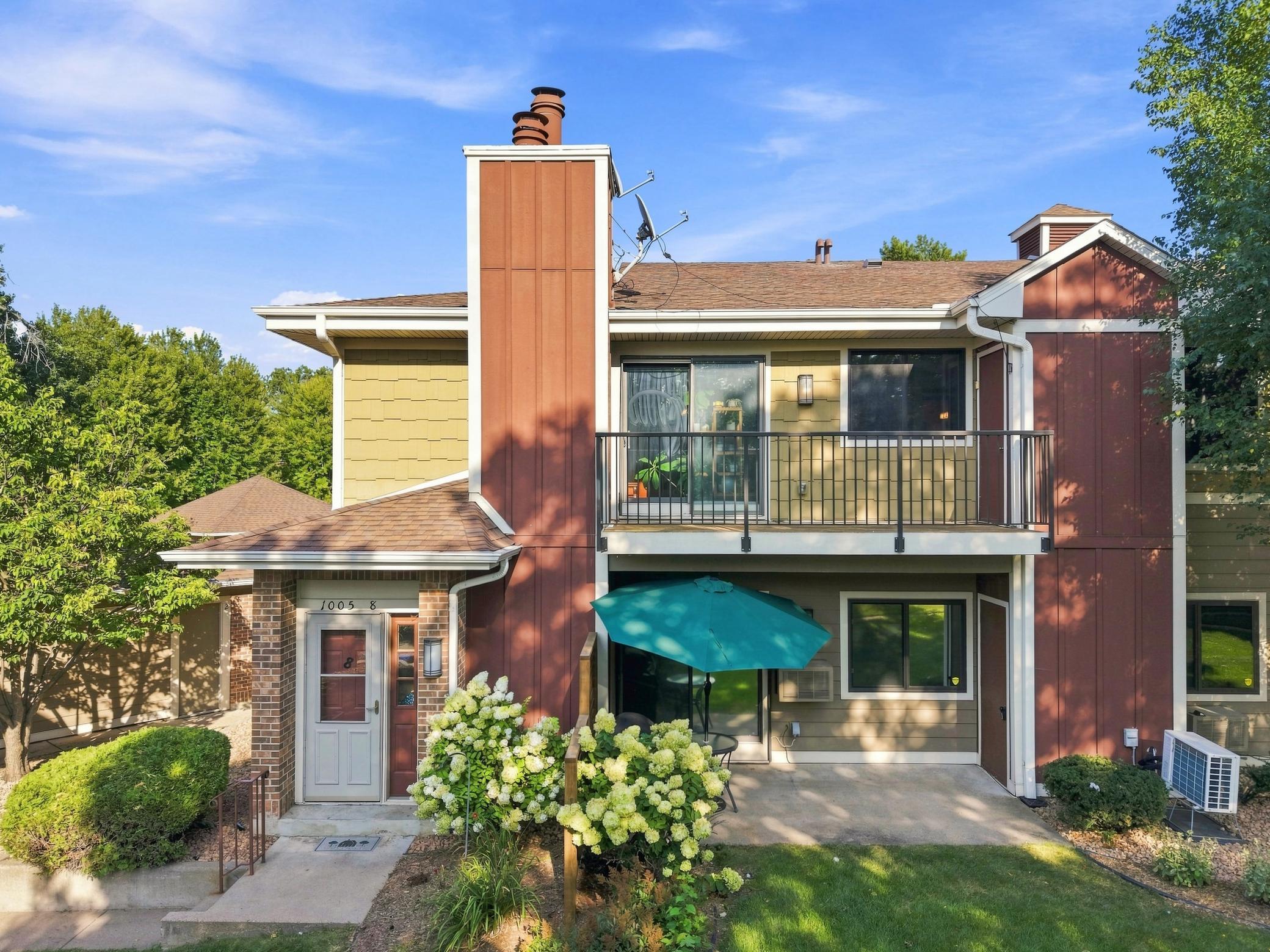 1005 Rae Drive 8 — photo