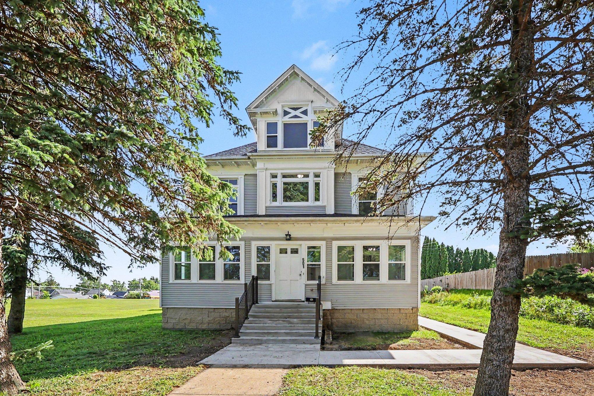501 Forest Street — photo