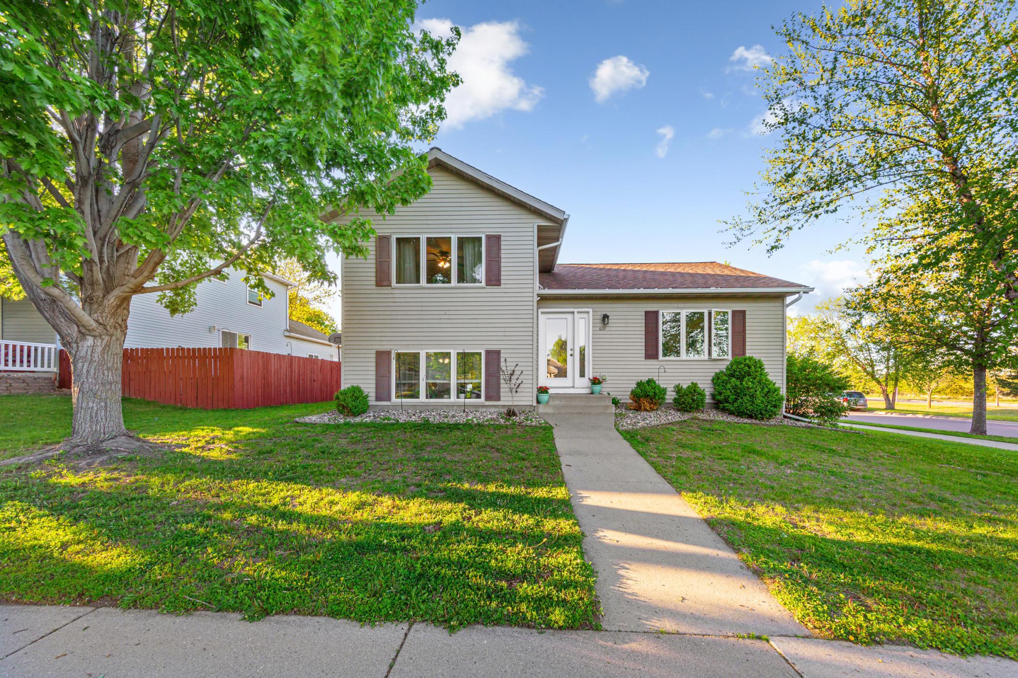 601 Bassford Street — photo