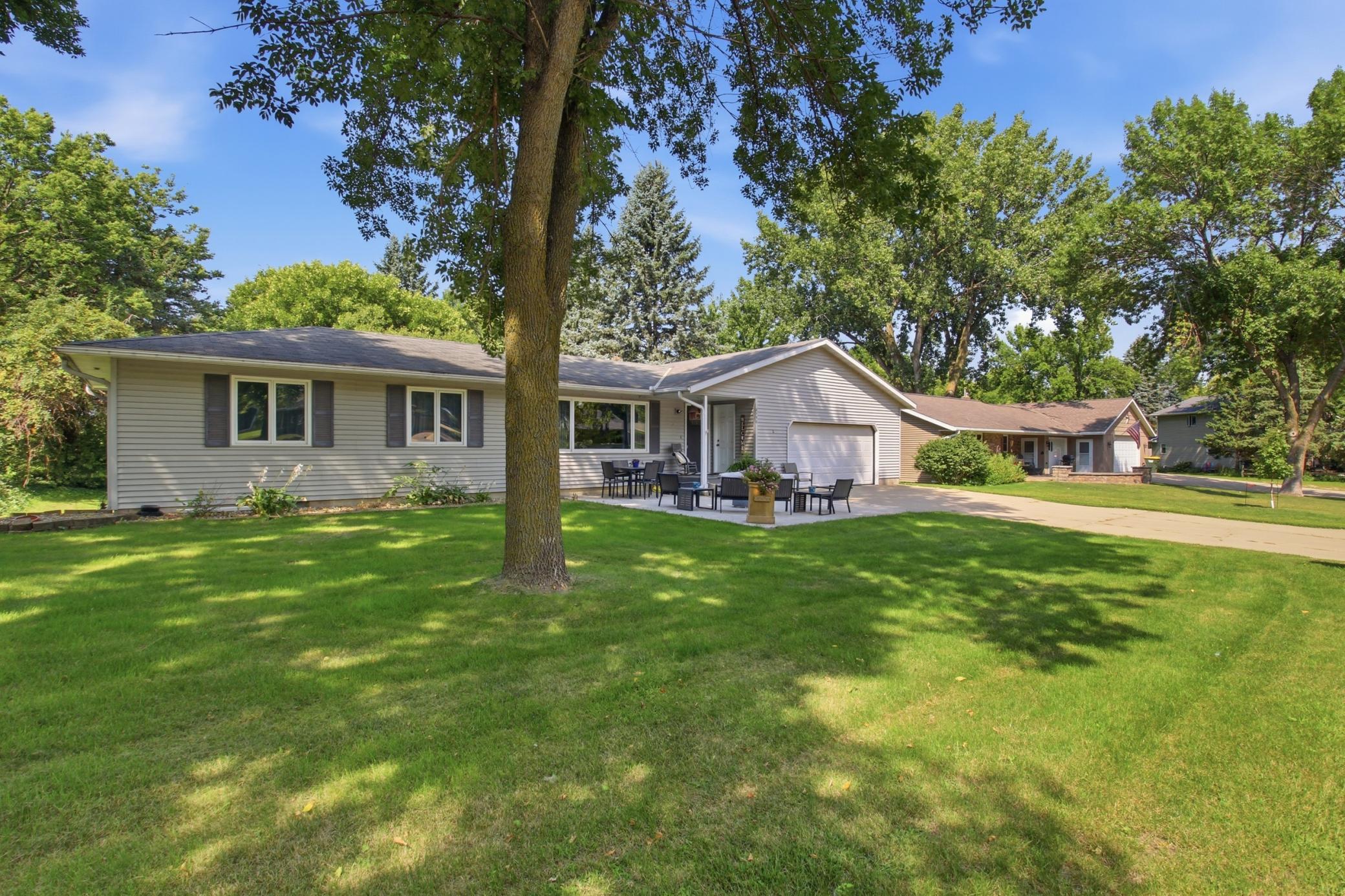2750 Fairway Drive NE — photo