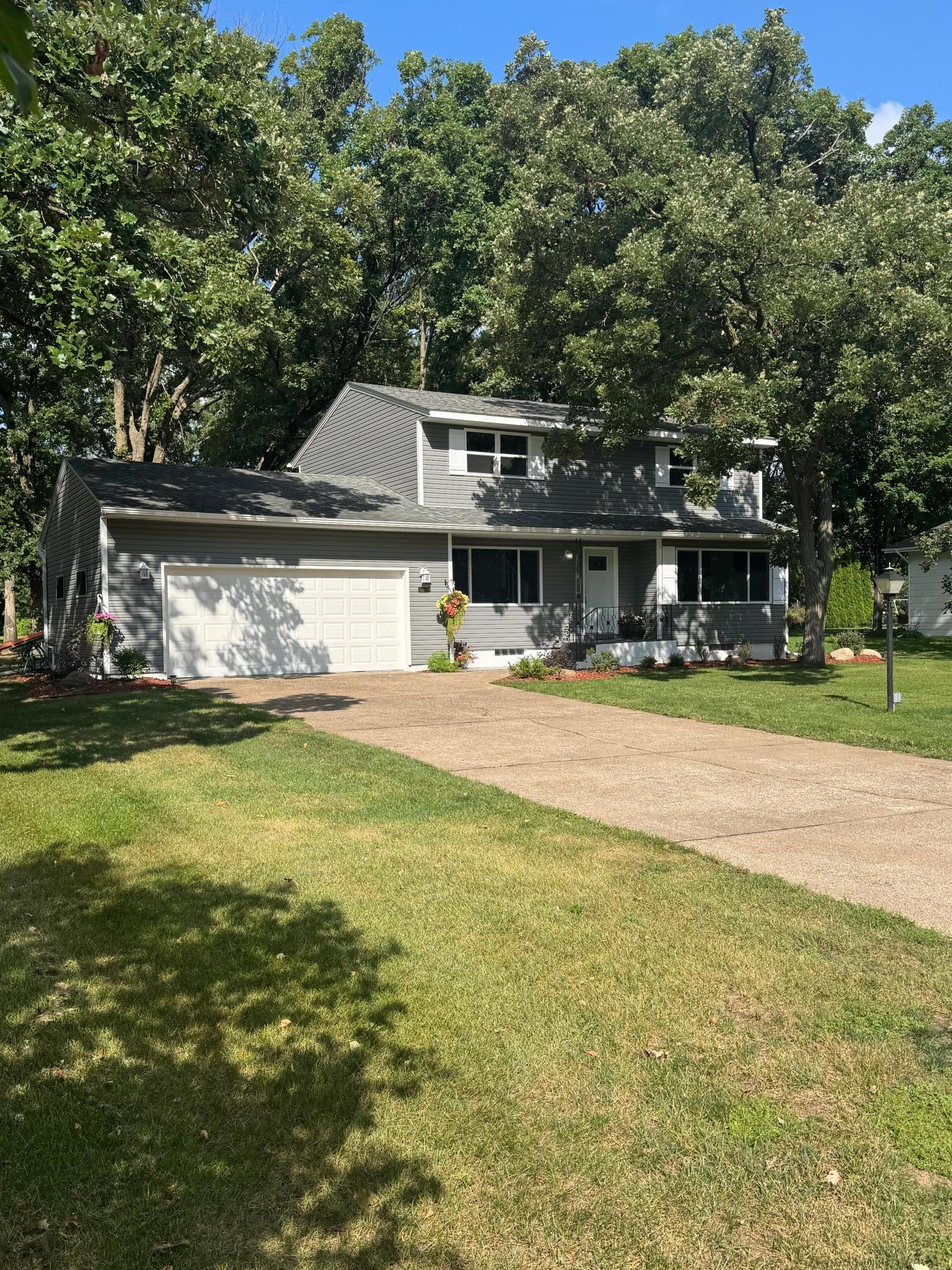 16885 Grove Street — photo