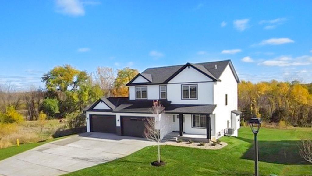 7993 Hunter Lake Drive — photo