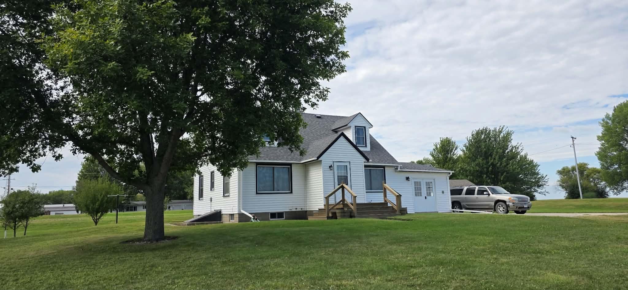 206 E Main Street, Wanda, MN 56294