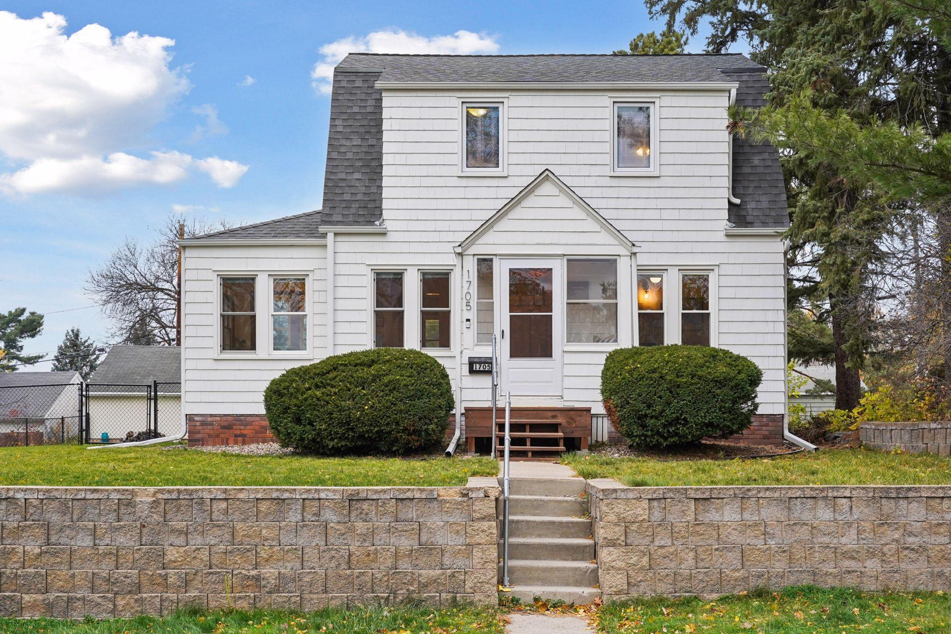 1705 Ivy Avenue E — photo