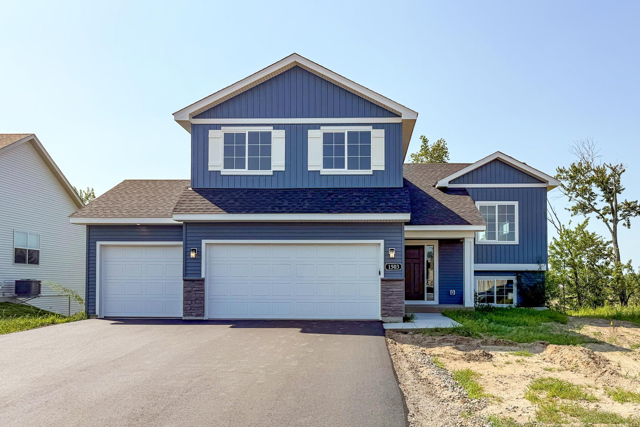 1503 Woods Road NE — photo