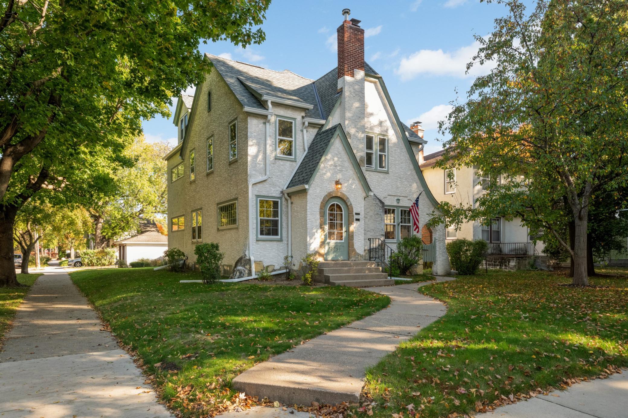 2751 Arthur Street NE — photo