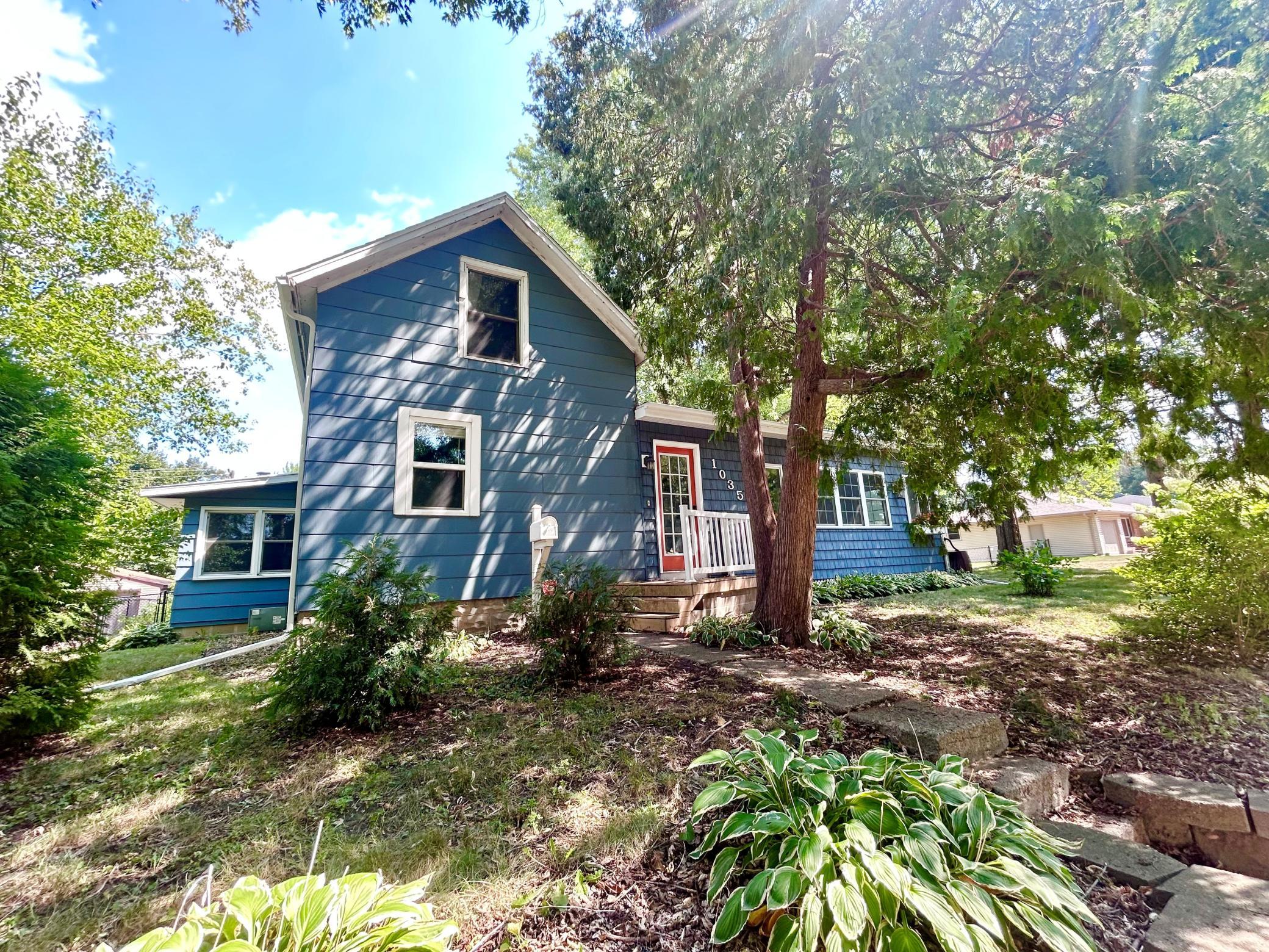 1035 Ramsey Street — photo
