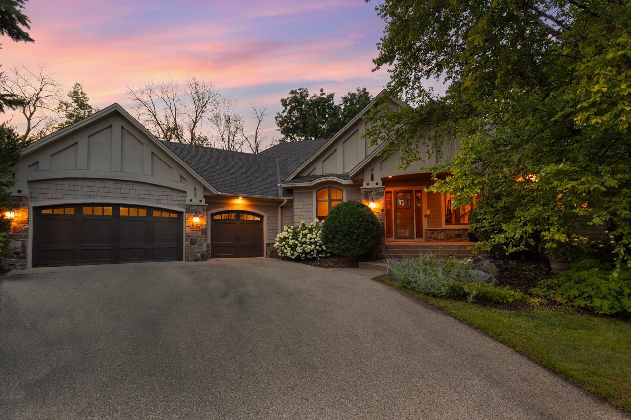 2180 Crestview Drive — photo