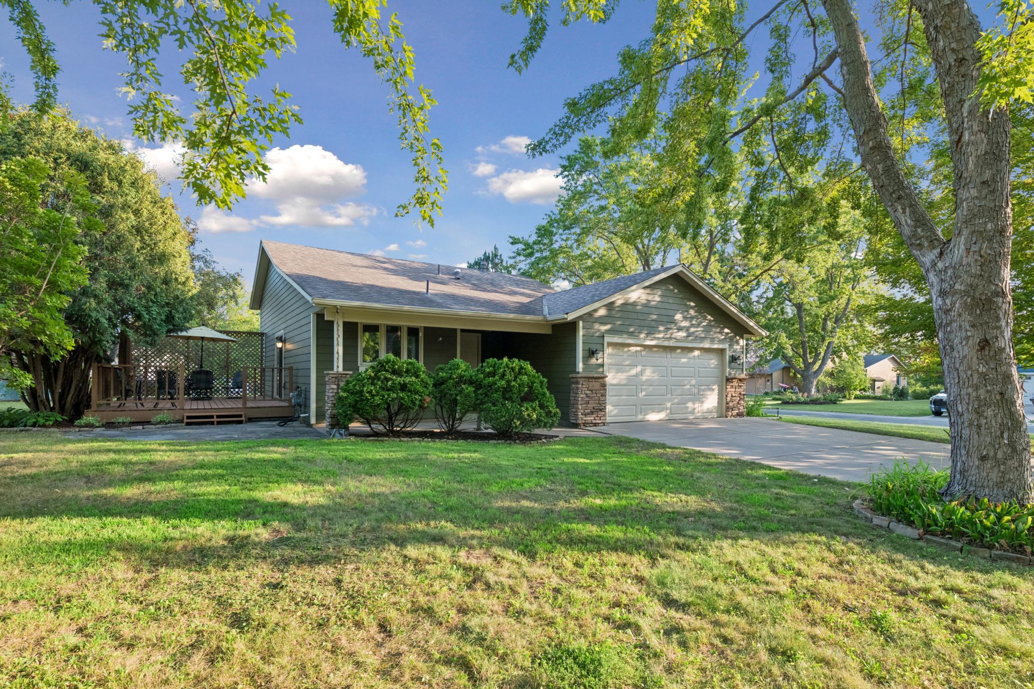 951 Redwing Court — photo