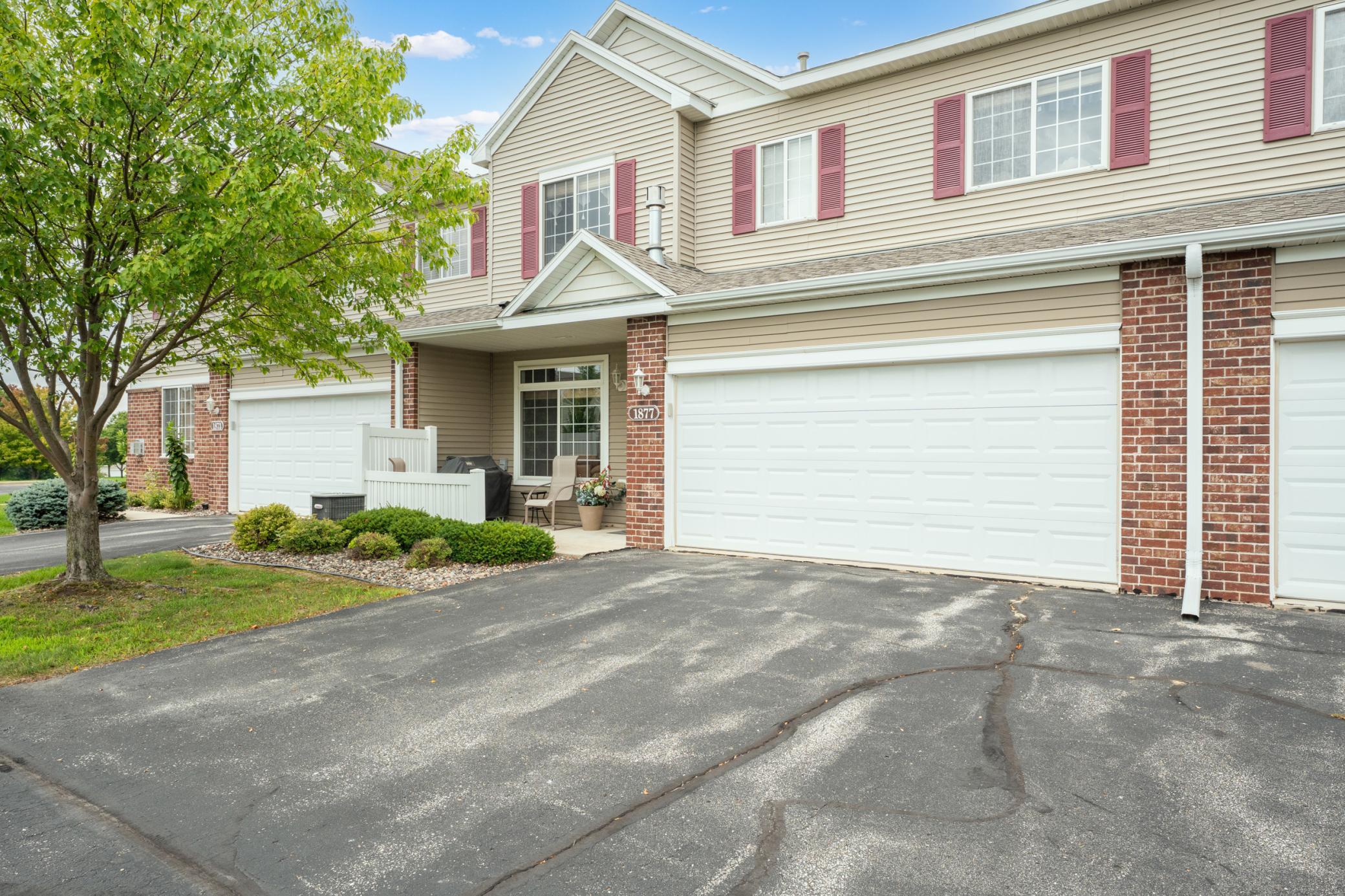 1877 Sandcherry Court NW — photo