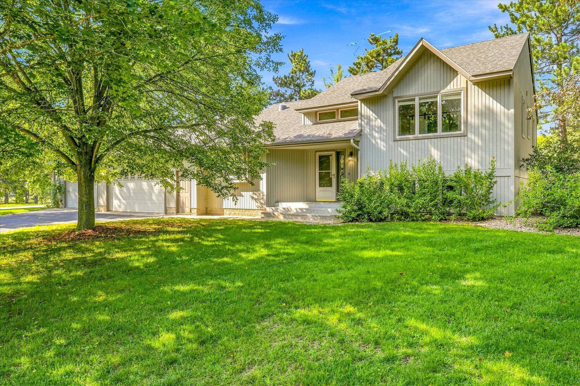 2608 Edgewood Circle — photo