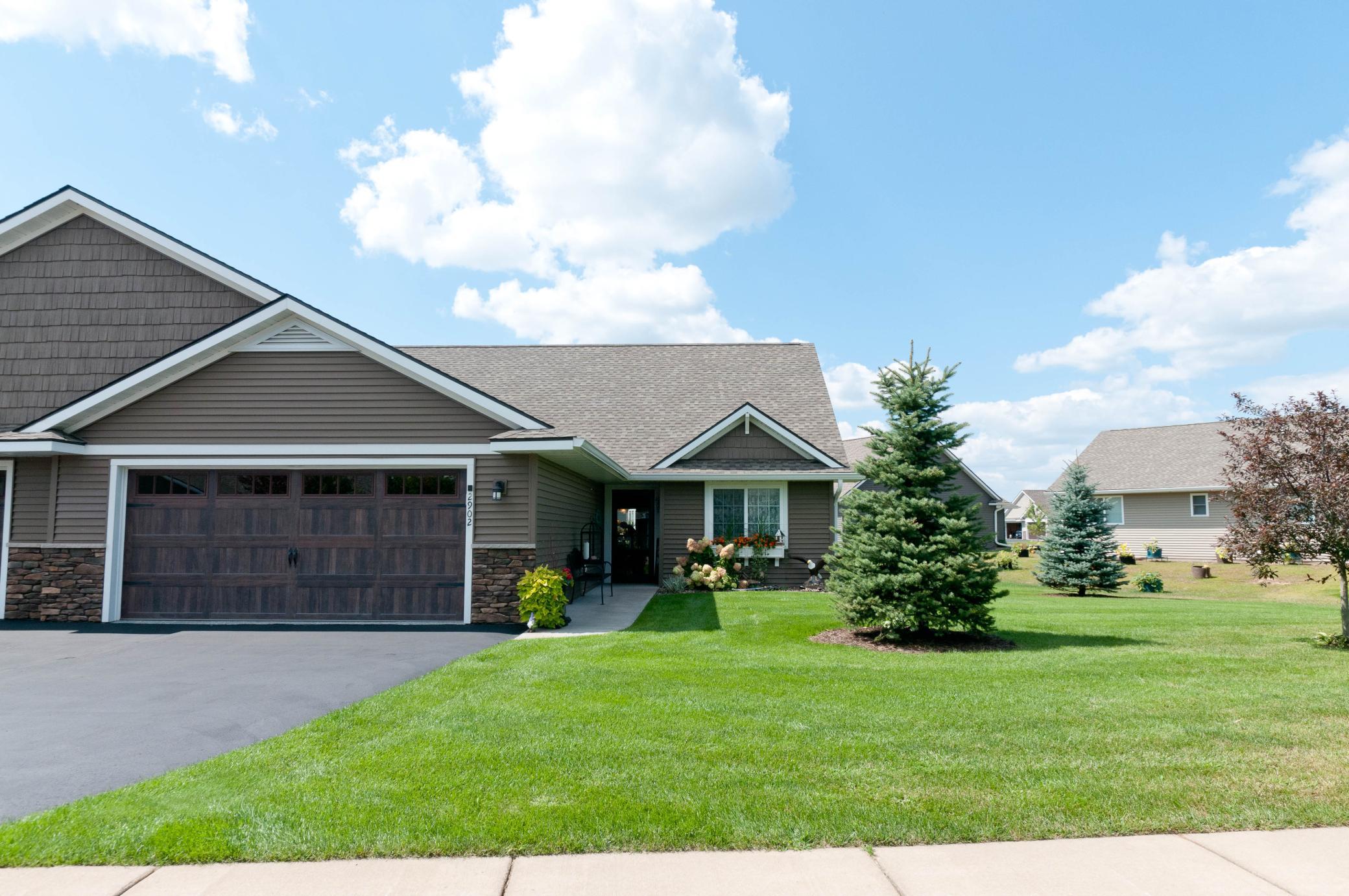 2902 Moon Lake Drive — photo