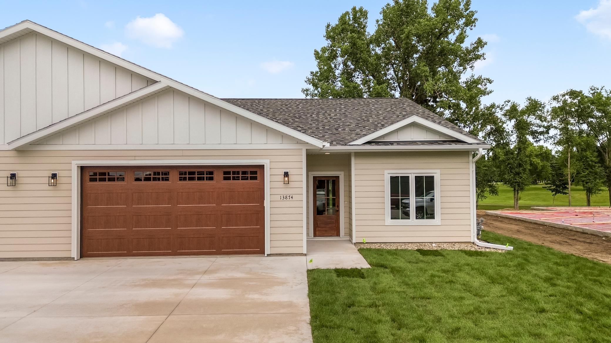 13878 Birdie Lane SE — photo