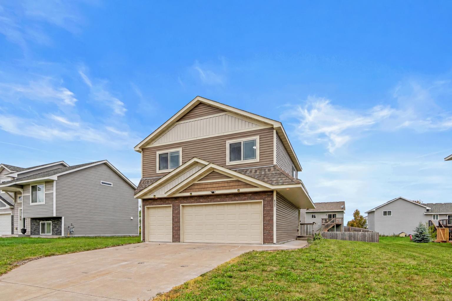 825 Highview Loop SE — photo