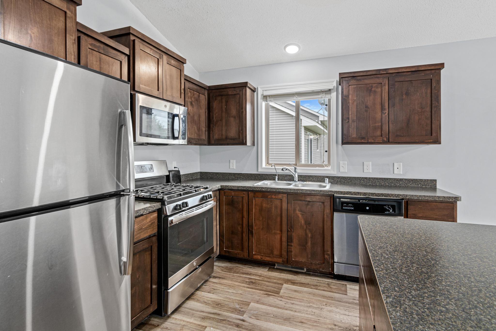 825 Highview Loop SE, Pine City, MN 55063 — photo 2