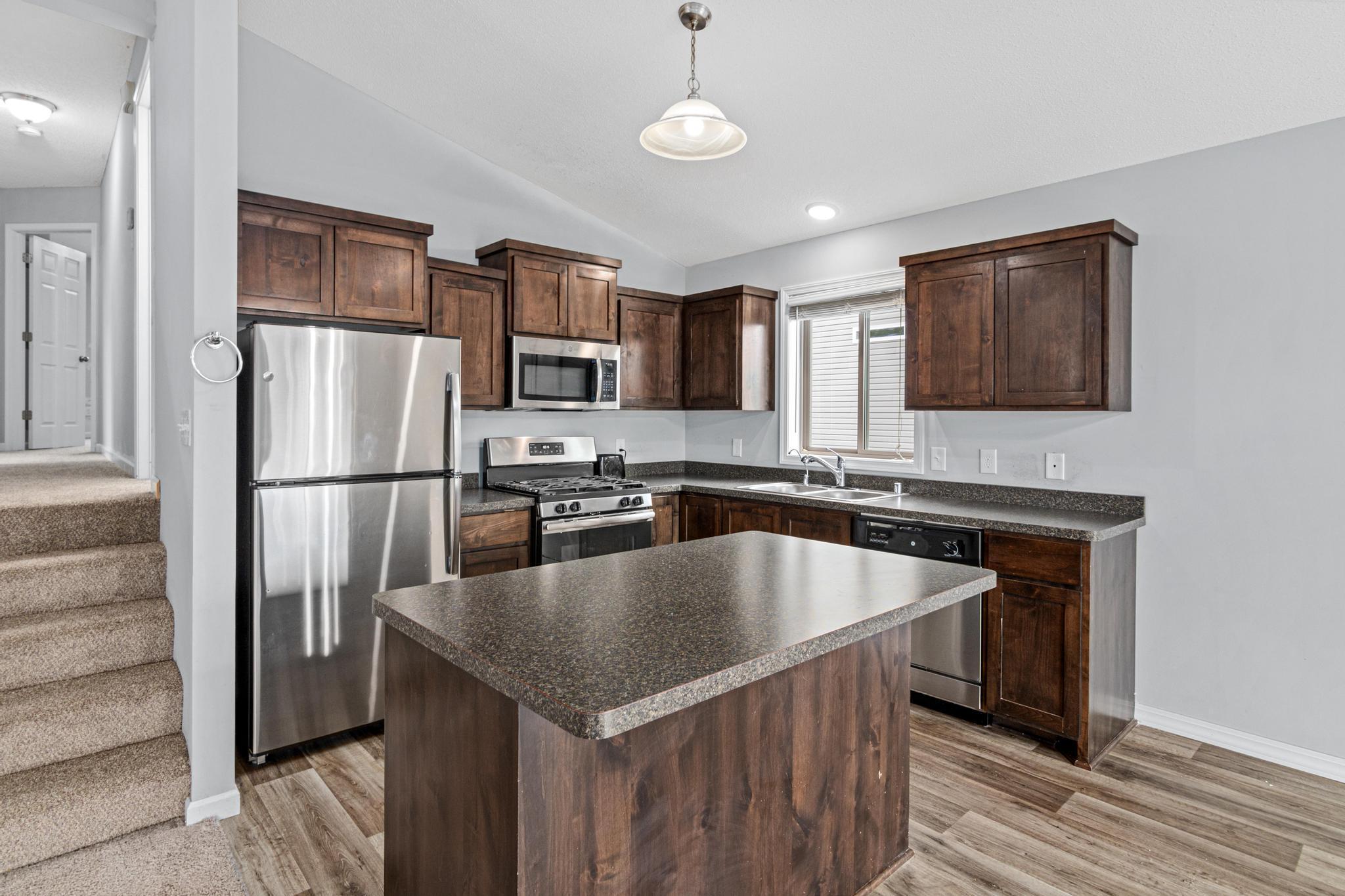825 Highview Loop SE, Pine City, MN 55063 — photo 3