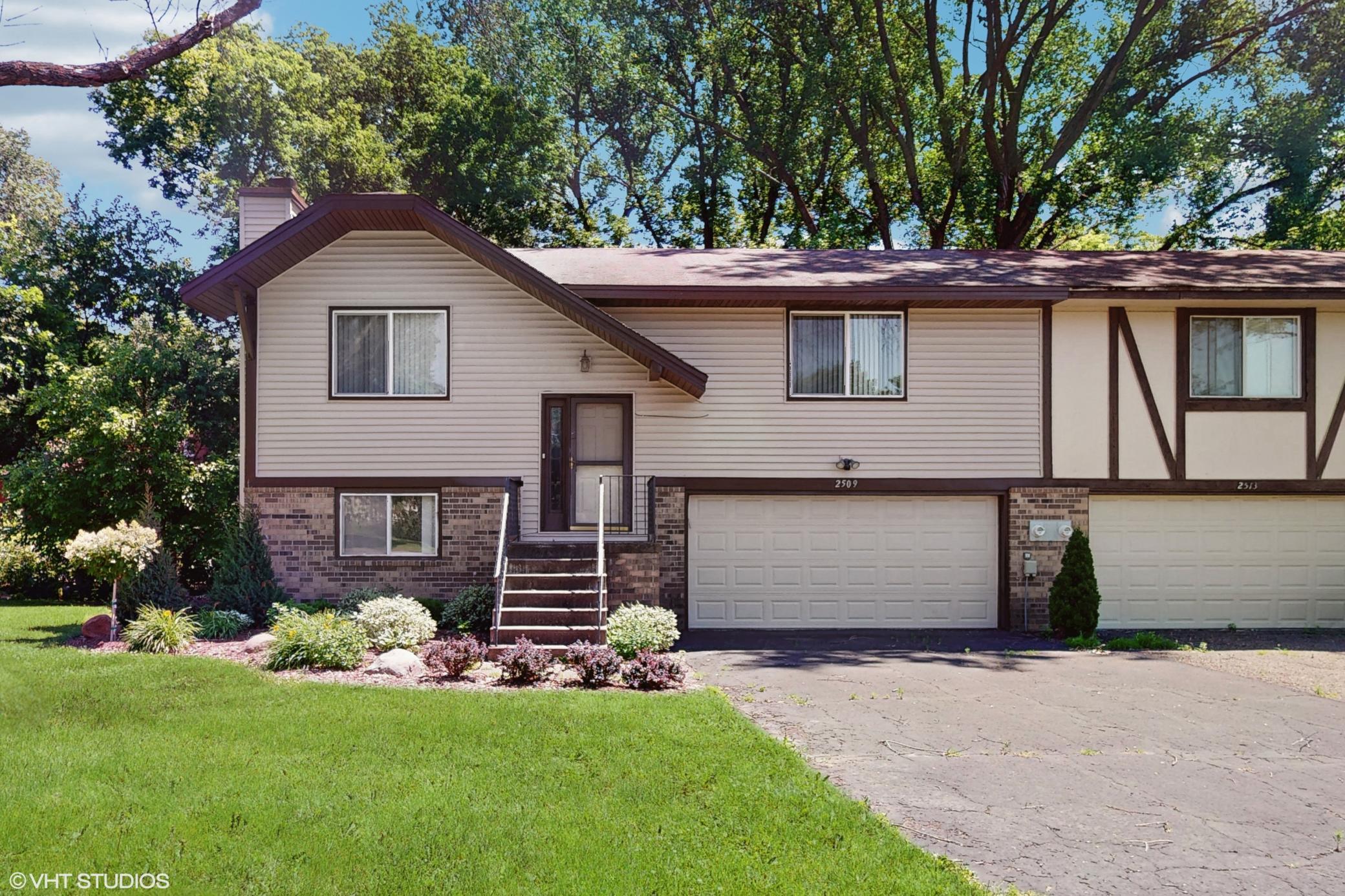 2509 Cedar Hills Drive — photo